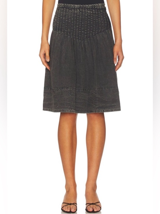 Free People Dresses & Skirts - Free People Peyton Pintuck Skirt in Washed Black Size 10